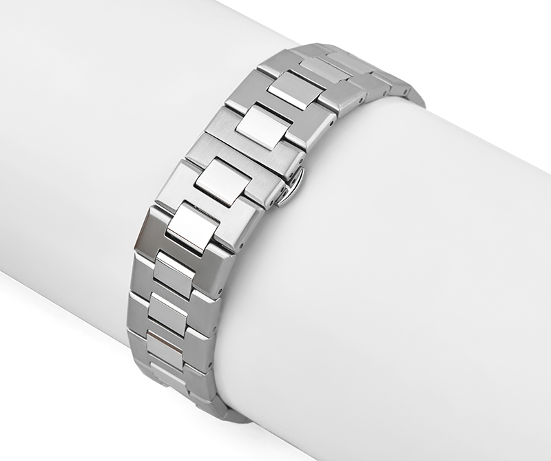 7048.9137 Swiss Alpine Military kişi qol saatı