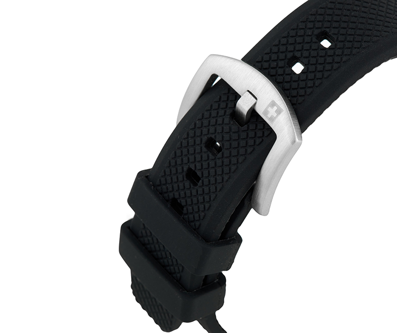 7005.1837 Swiss Alpine Military kişi qol saatı